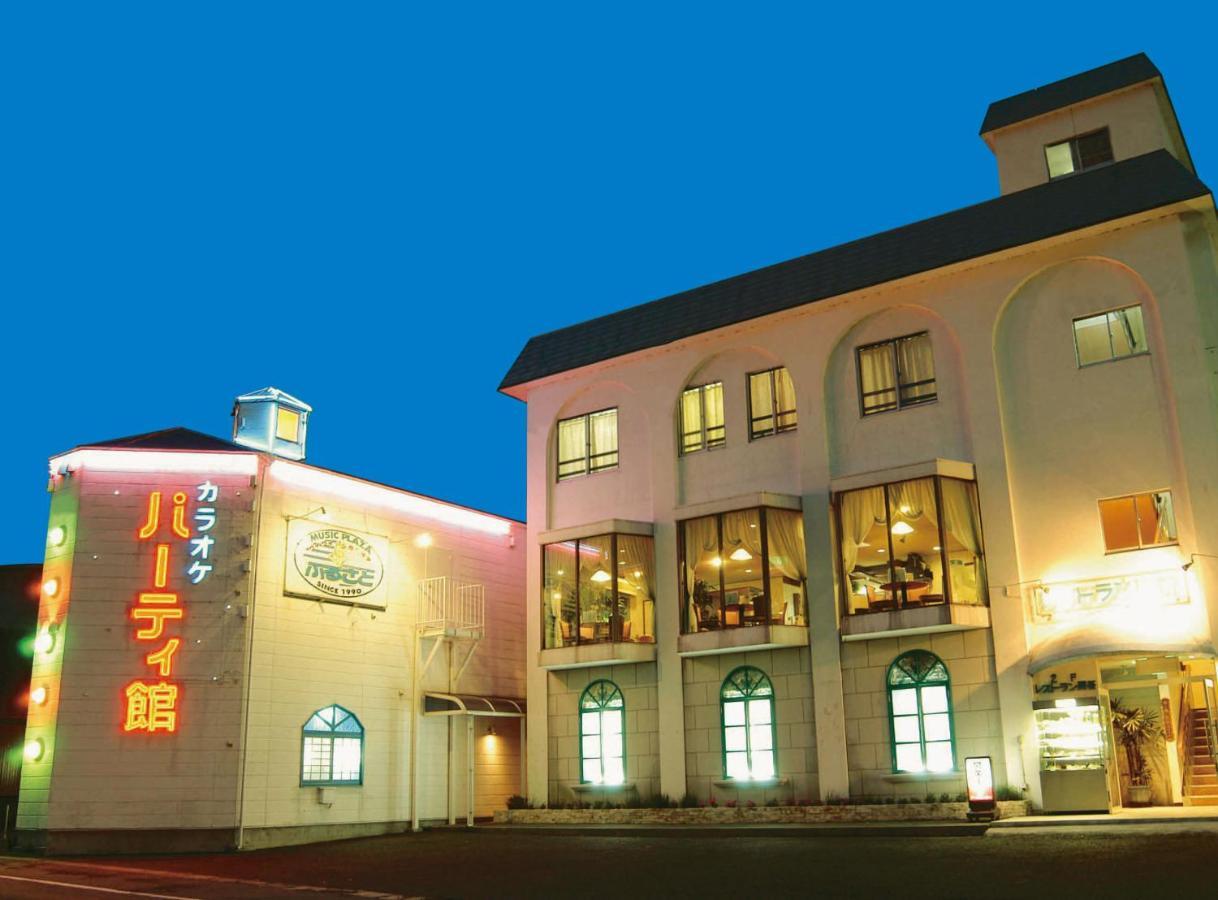 Business Hotel Furusato Ibusuki Bagian luar foto